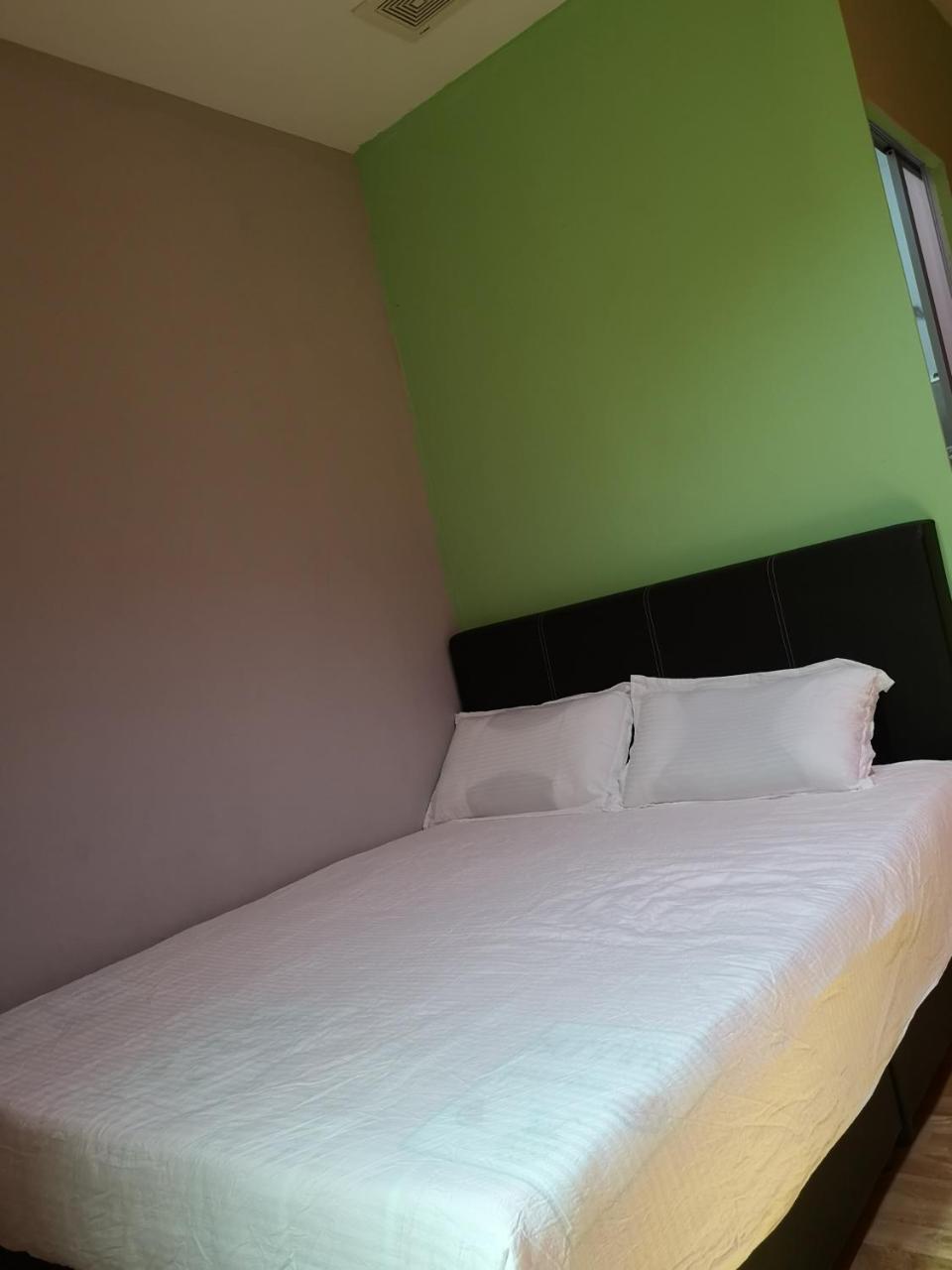 Home Inn Hotel Ипох Экстерьер фото